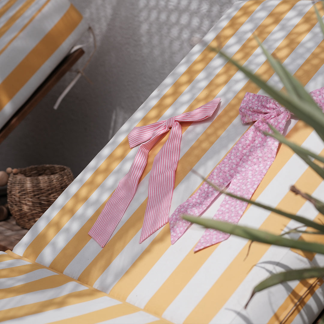 Pink stripe bowtie M -Love is Love